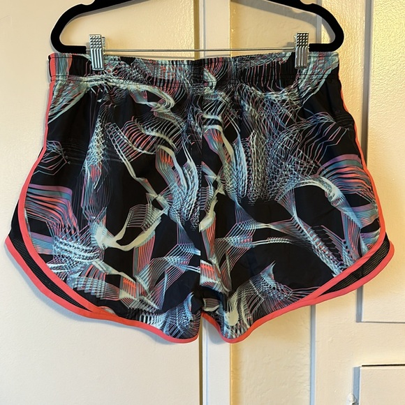 Nike Dri-Fit Shorts - Picture 2 of 12